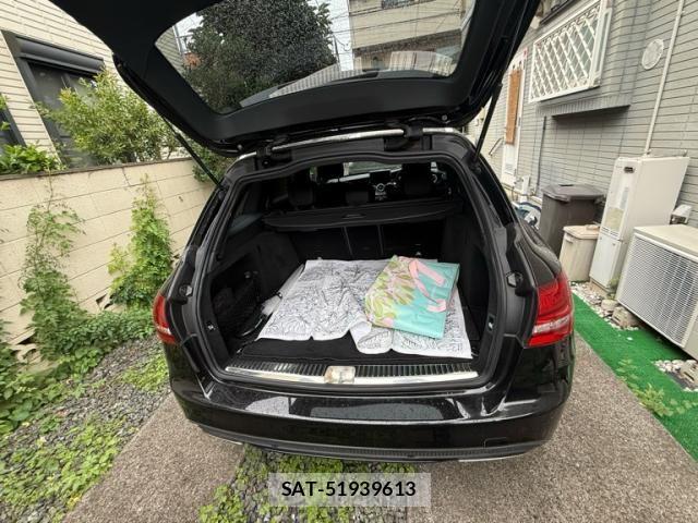 Mercedes Benz C-CLASS 2017-09 8660165-9