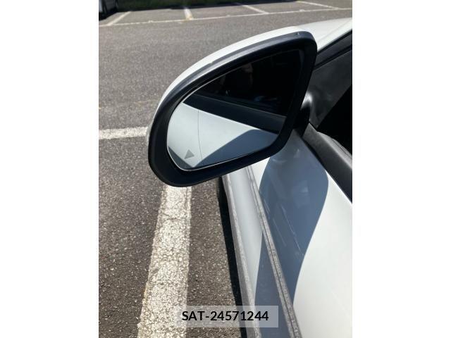 Mercedes Benz C-CLASS 2015-03 8660166-8