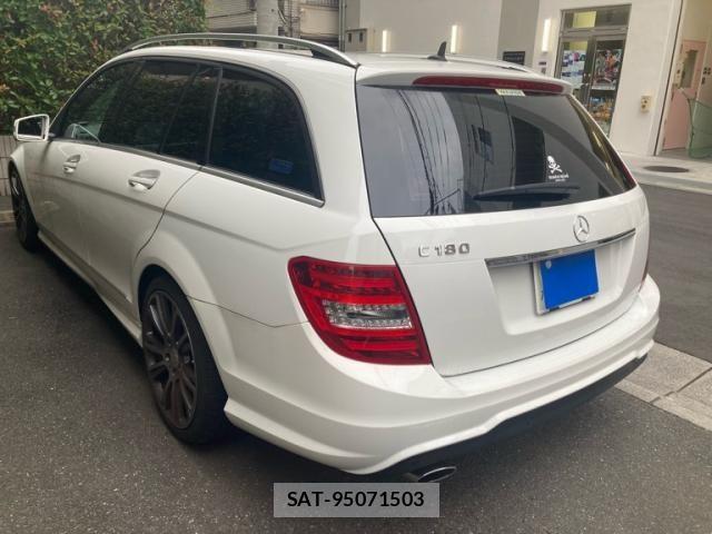 Mercedes Benz C-CLASS 2012-11 8743810-2