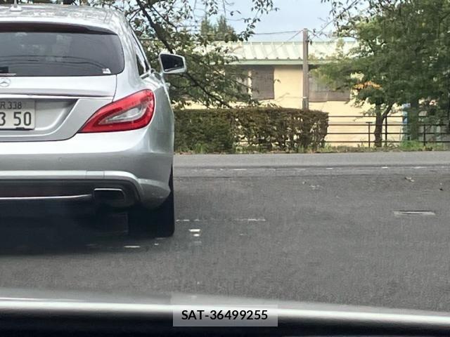 Mercedes Benz C-CLASS 2016-05 8830228-15