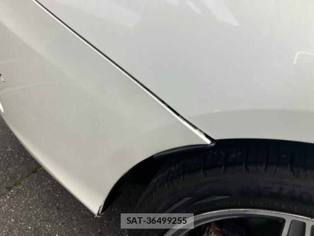 Mercedes Benz C-CLASS 2016-05 8830228-7