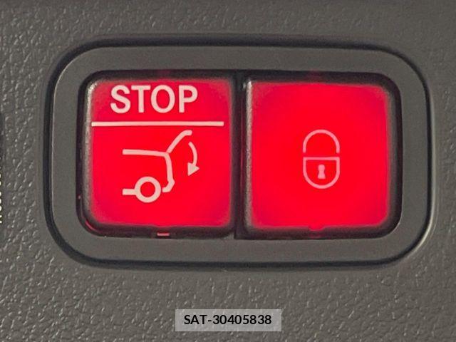 Mercedes Benz C-CLASS 2025-02 8849758-7