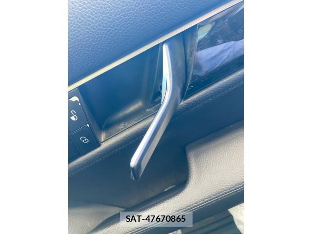Mercedes Benz C-CLASS 2012-05 8849760-20