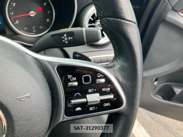 Mercedes Benz C-CLASS 2019-01 8880711-12