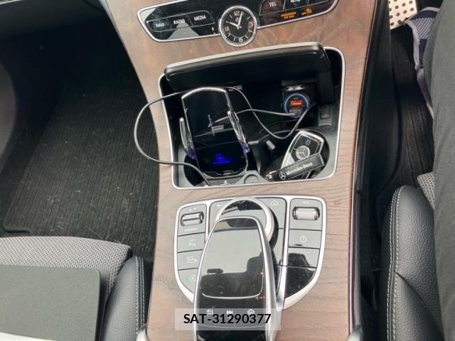 Mercedes Benz C-CLASS 2019-01 8880711-16