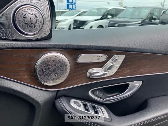 Mercedes Benz C-CLASS 2019-01 8880711-17