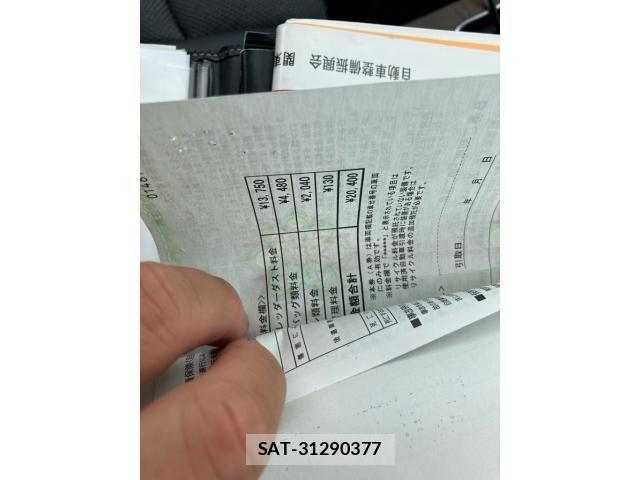 Mercedes Benz C-CLASS 2019-01 8880711-1