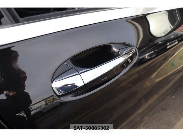 Mercedes Benz C-CLASS 2020-01 2319701-16