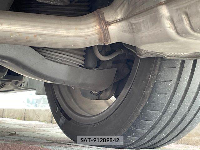 Mercedes Benz C-CLASS 2019-03 4326793-18