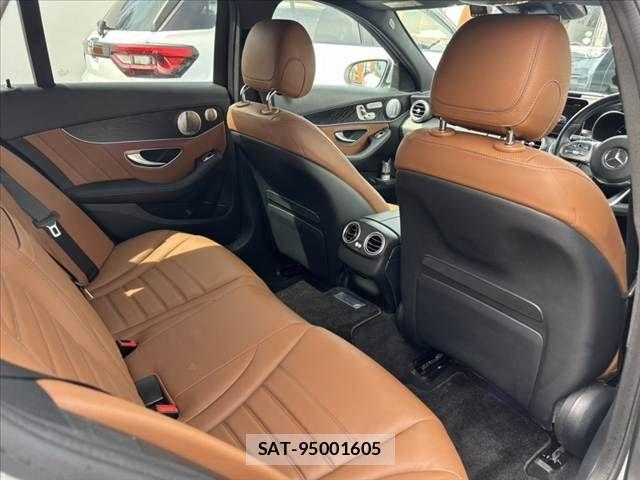 Mercedes Benz C-CLASS 2020-07 6500047-18