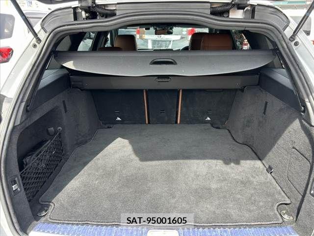 Mercedes Benz C-CLASS 2020-07 6500047-19
