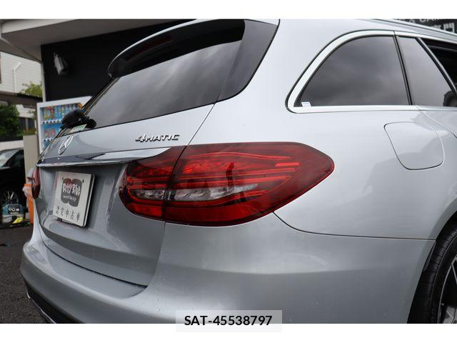 Mercedes Benz C-CLASS 2020-01 7059467-24