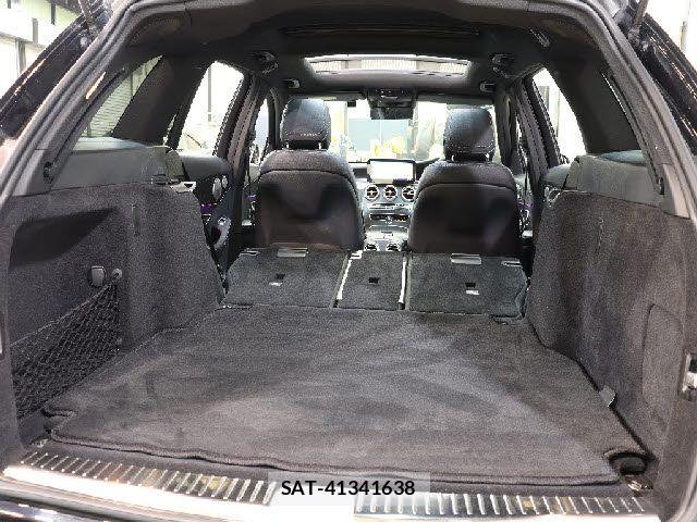 Mercedes Benz C-CLASS 2019-07 7328267-6