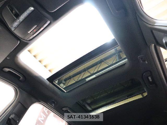 Mercedes Benz C-CLASS 2019-07 7328267-8