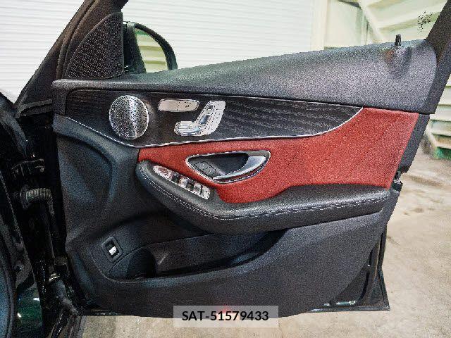 Mercedes Benz C-CLASS 2019-07 7902929-22