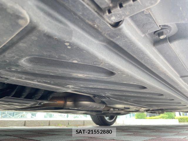 Mercedes Benz C-CLASS 2019-09 8131155-18