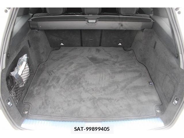 Mercedes Benz C-CLASS 2018-08 8743815-11