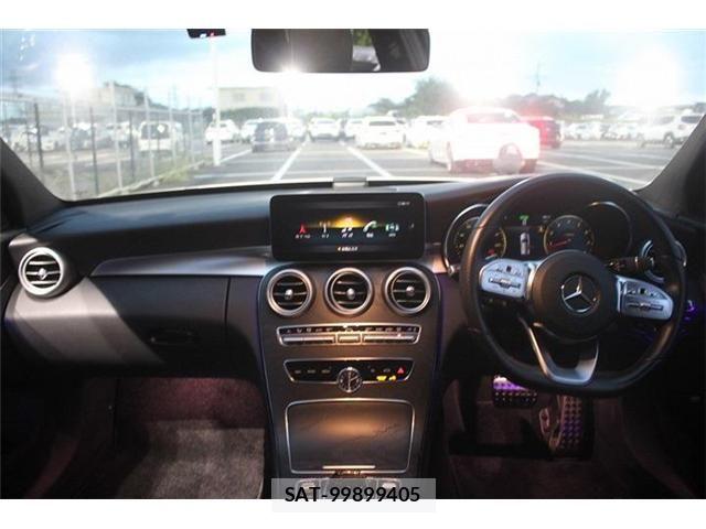 Mercedes Benz C-CLASS 2018-08 8743815-16