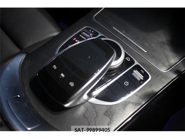 Mercedes Benz C-CLASS 2018-08 8743815-5