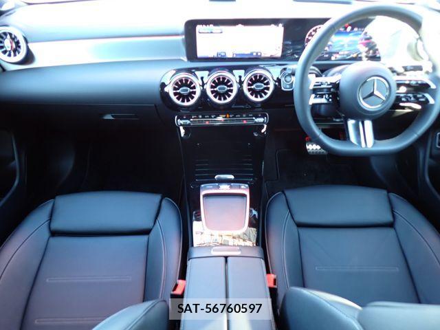 Mercedes Benz CLA-CLASS 2024-11 1190069-1