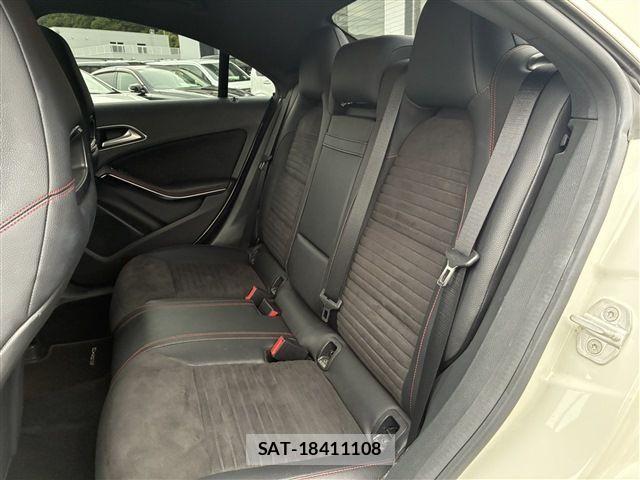 Mercedes Benz CLA-CLASS 2016-01 1322342-14