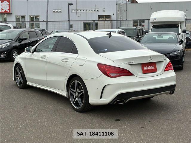 Mercedes Benz CLA-CLASS 2016-01 1322342-3