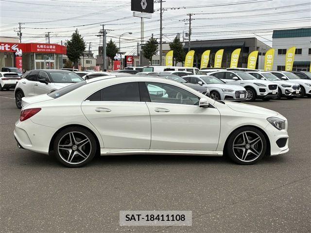 Mercedes Benz CLA-CLASS 2016-01 1322342-6