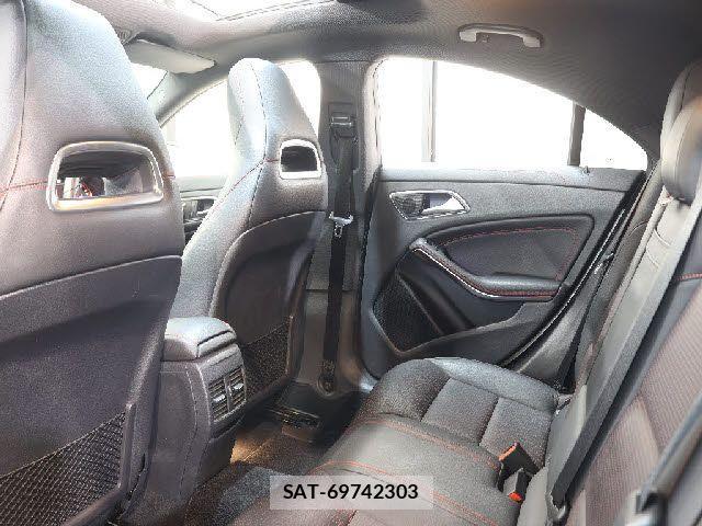 Mercedes Benz CLA-CLASS 2017-03 1354886-3