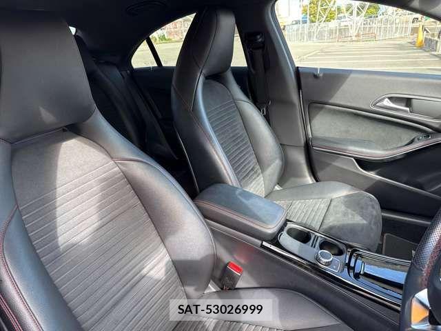Mercedes Benz CLA-CLASS 2015-01 2030612-9
