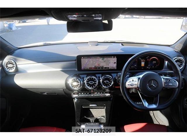 Mercedes Benz CLA-CLASS 2019-11 2318414-17