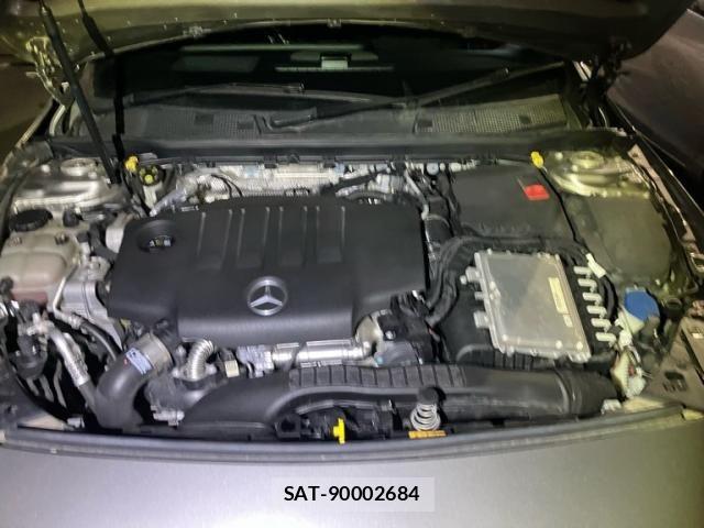 Mercedes Benz CLA-CLASS 2020-03 2447414-11