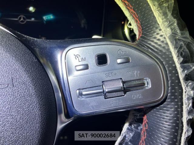 Mercedes Benz CLA-CLASS 2020-03 2447414-18
