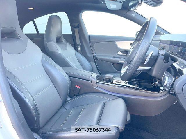 Mercedes Benz CLA-CLASS 2019-09 2669866-8