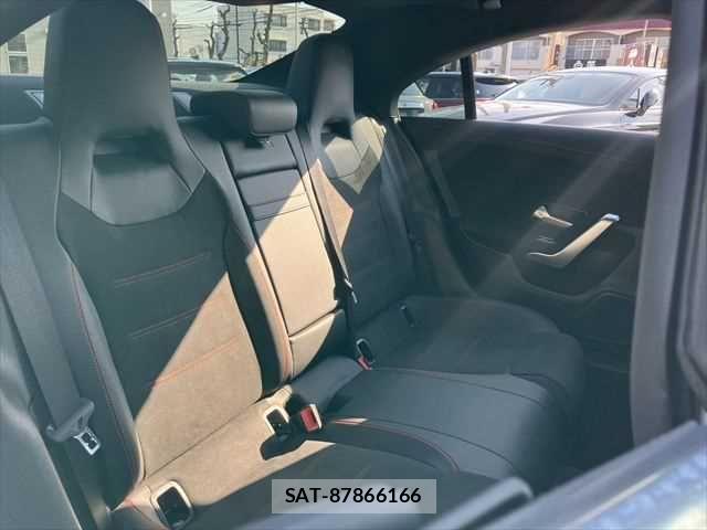 Mercedes Benz CLA-CLASS 2021-04 5871762-7