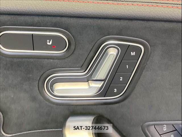 Mercedes Benz CLA-CLASS 2020-08 5871767-8