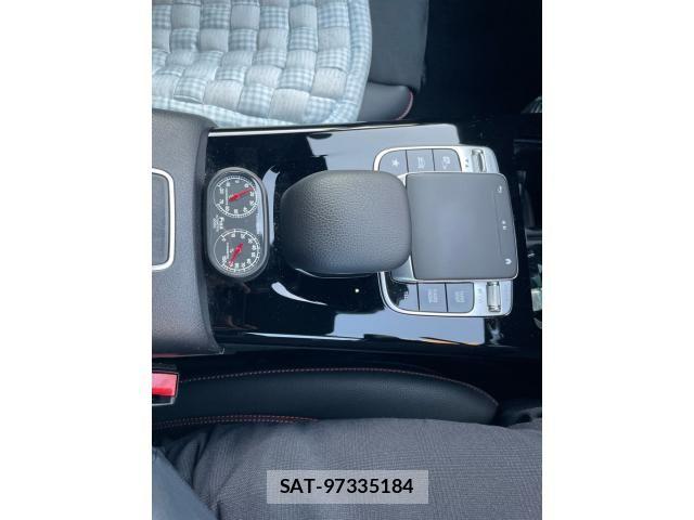 Mercedes Benz CLA-CLASS 2020-02 6245610-18