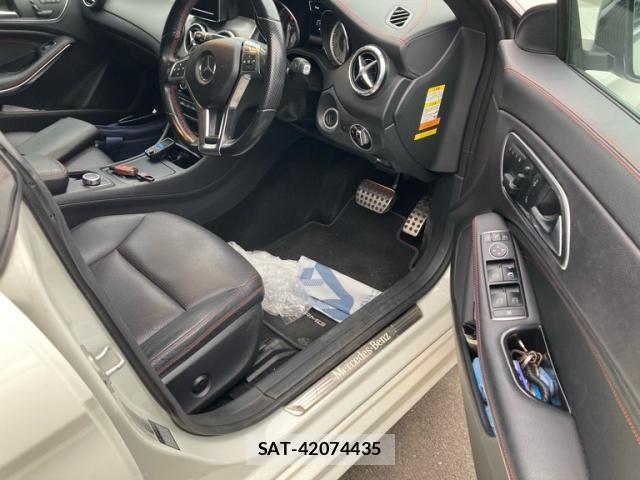 Mercedes Benz CLA-CLASS 2014-11 6245616-12