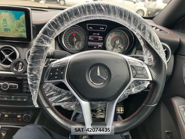 Mercedes Benz CLA-CLASS 2014-11 6245616-20