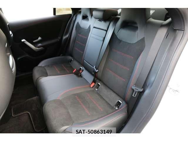 Mercedes Benz CLA-CLASS 2025-03 6613146-14