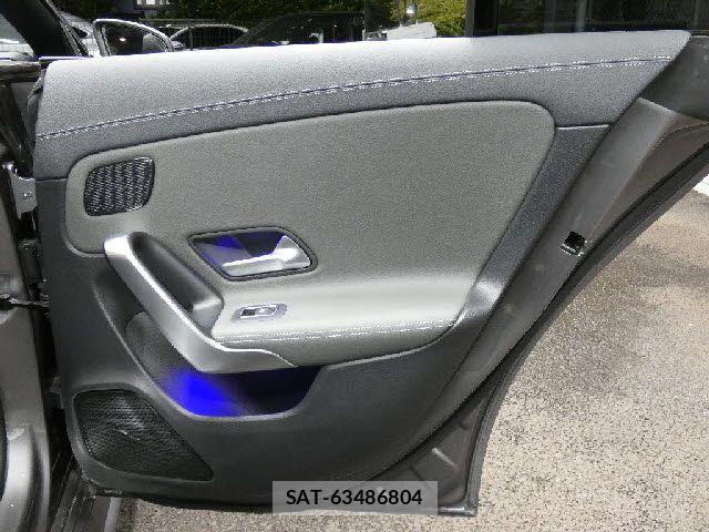 Mercedes Benz CLA-CLASS 2019-09 6676812-22