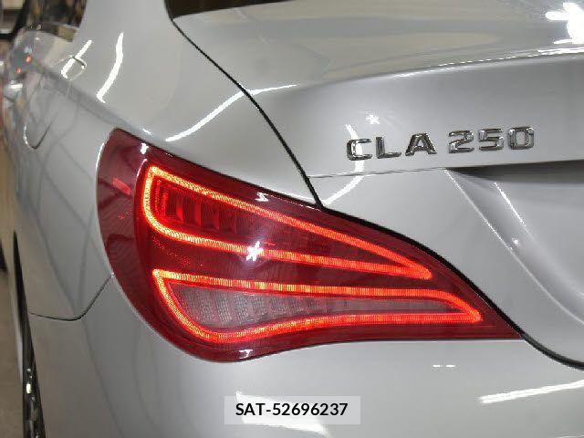 Mercedes Benz CLA-CLASS 2013-08 6908253-26