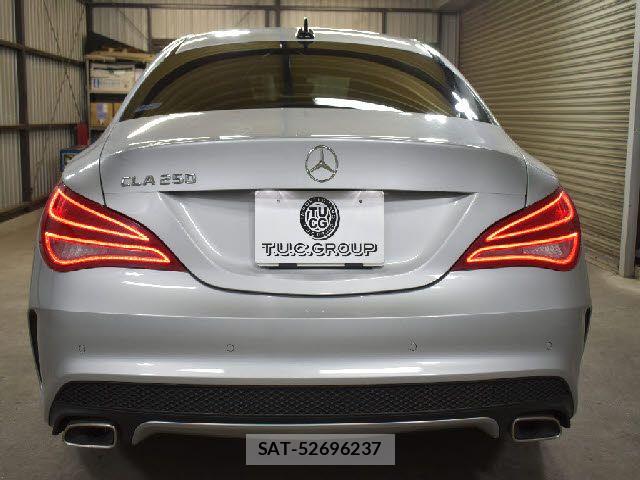Mercedes Benz CLA-CLASS 2013-08 6908253-28
