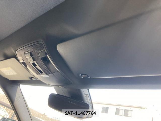 Mercedes Benz CLA-CLASS 2018-05 6908251-27