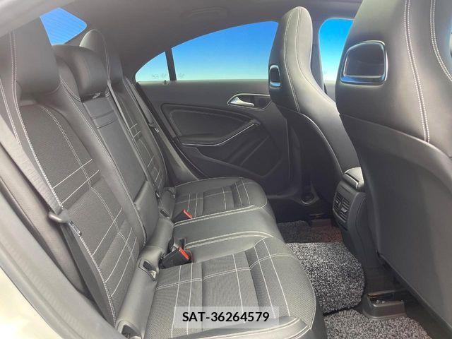 Mercedes Benz CLA-CLASS 2015-09 7221552-10