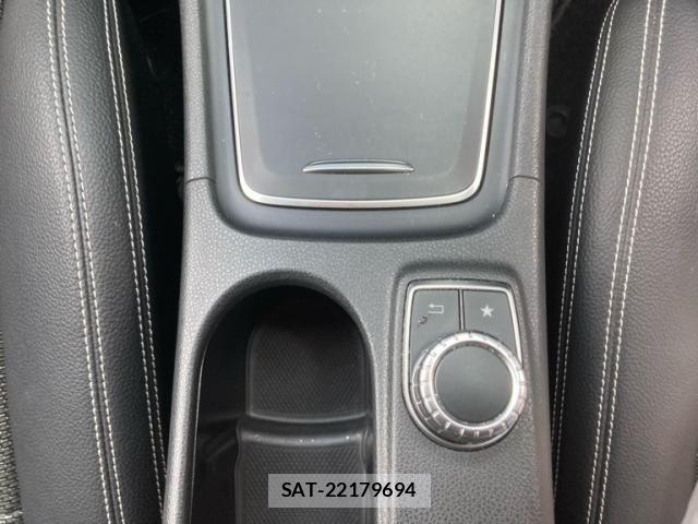 Mercedes Benz CLA-CLASS 2017-06 7216369-18