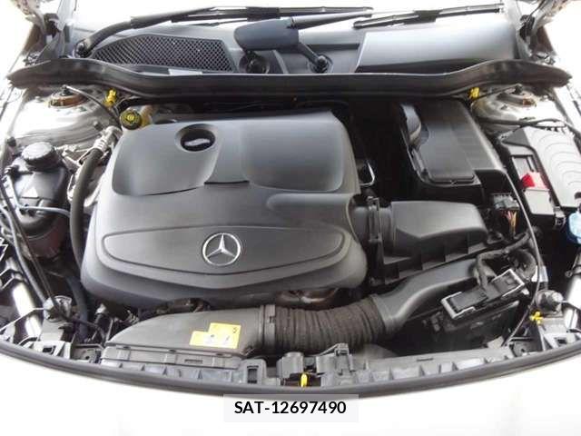 Mercedes Benz CLA-CLASS 2017-09 7221555-17