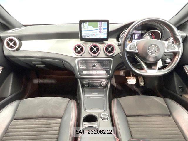 Mercedes Benz CLA-CLASS 2016-11 7216367-1