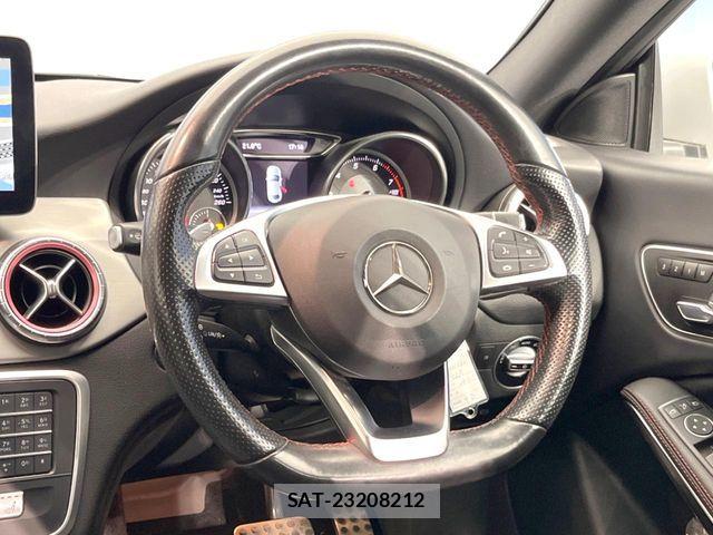 Mercedes Benz CLA-CLASS 2016-11 7216367-6