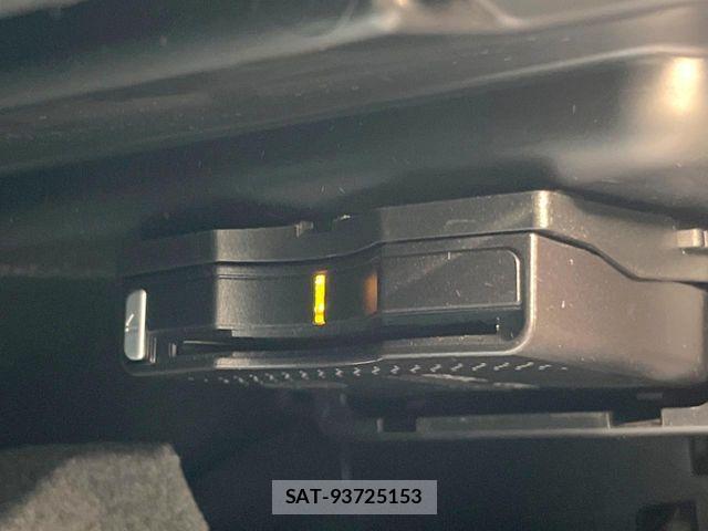 Mercedes Benz CLA-CLASS 2017-03 7216366-9