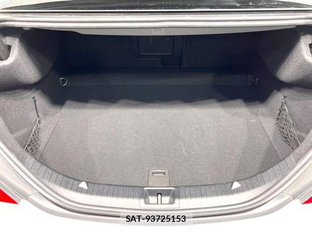 Mercedes Benz CLA-CLASS 2017-03 7216366-12